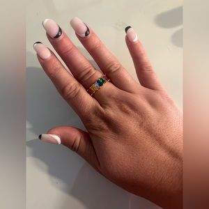 Cute Gold Ring! Size 7